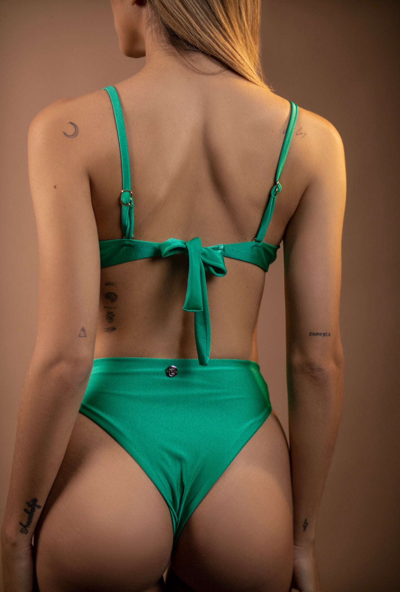 Emerald Alisa Bottom