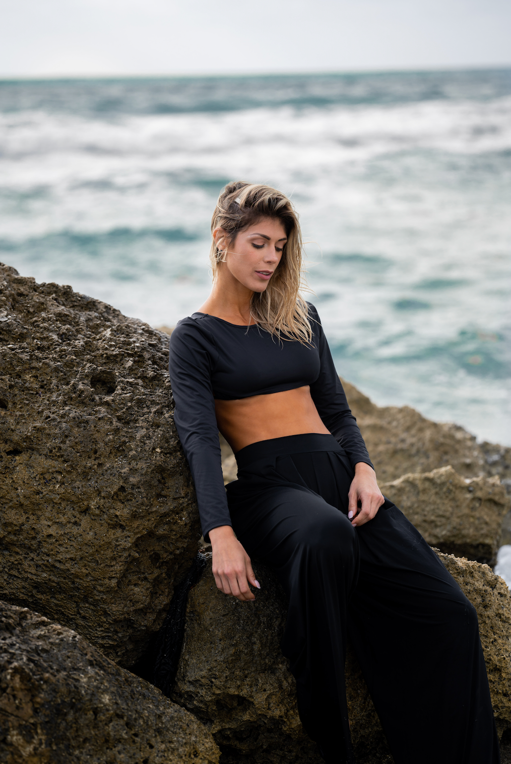 Sleeves Crop Top